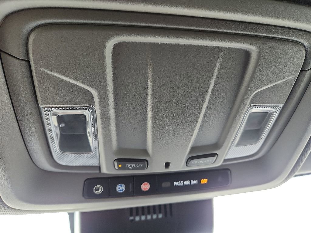 Used 2023 Chevrolet Silverado 1500 Custom AWD/4WD image 19