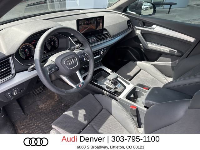 Used 2024 Audi Q5 e Premium Plus w/ Premium Plus Package AWD/4WD image 11