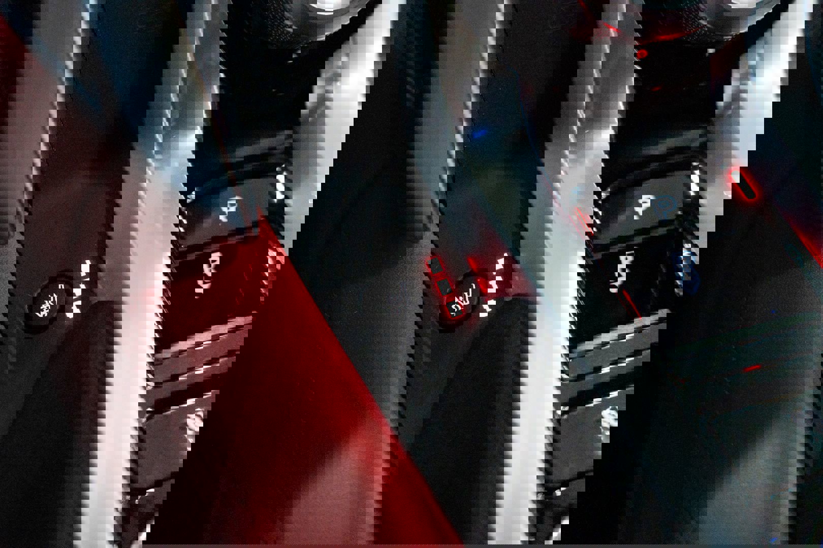 Used 2017 Acura NSX image 39