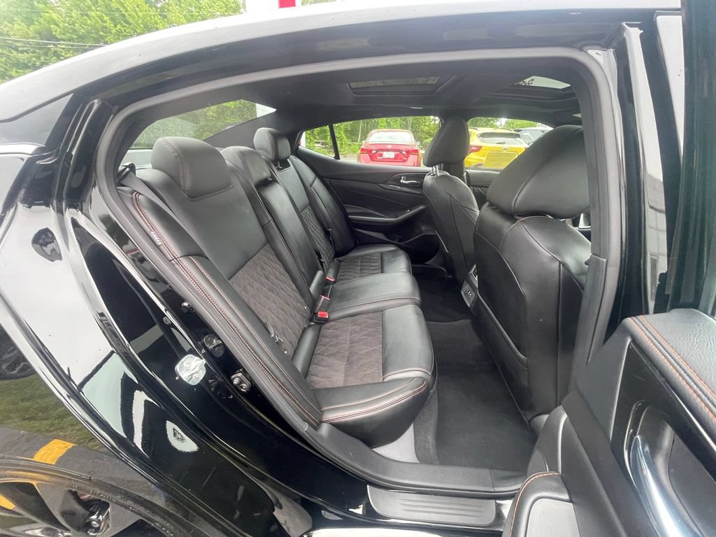 Certified 2023 Nissan Maxima SR w/ Sport Mat Group FWD image 21