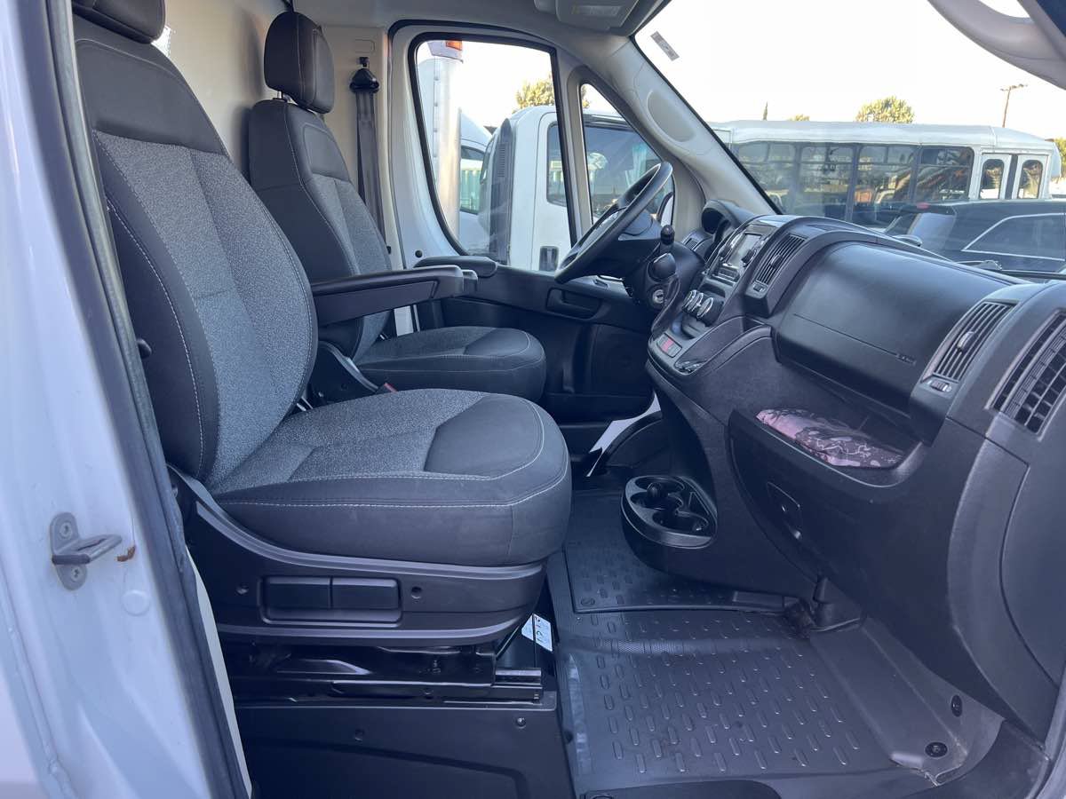 Used 2020 RAM ProMaster 3500 w/ Premium Appearance Group FWD image 17