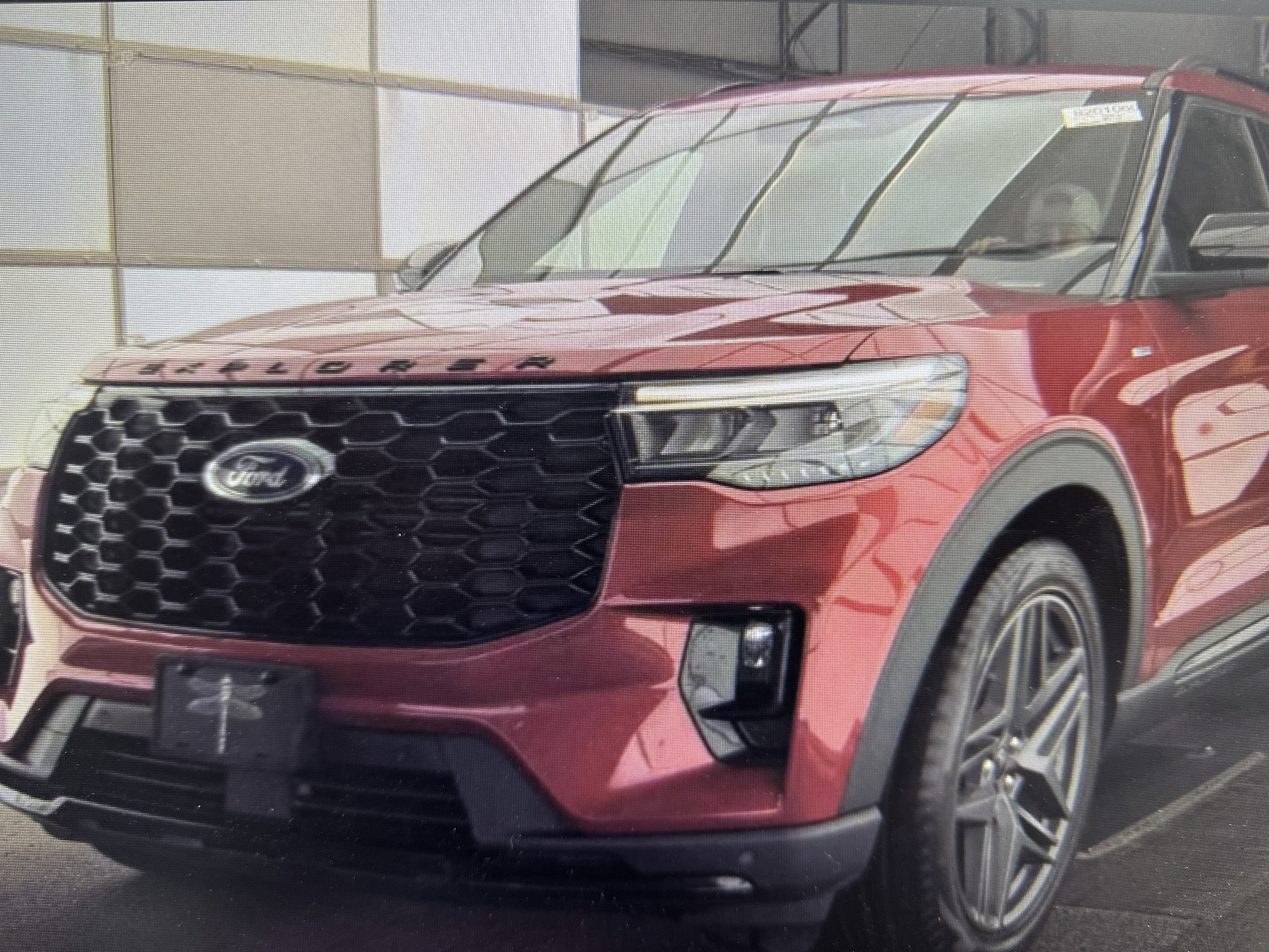 Used 2025 Ford Explorer ST-Line w/ Premium Package image 15