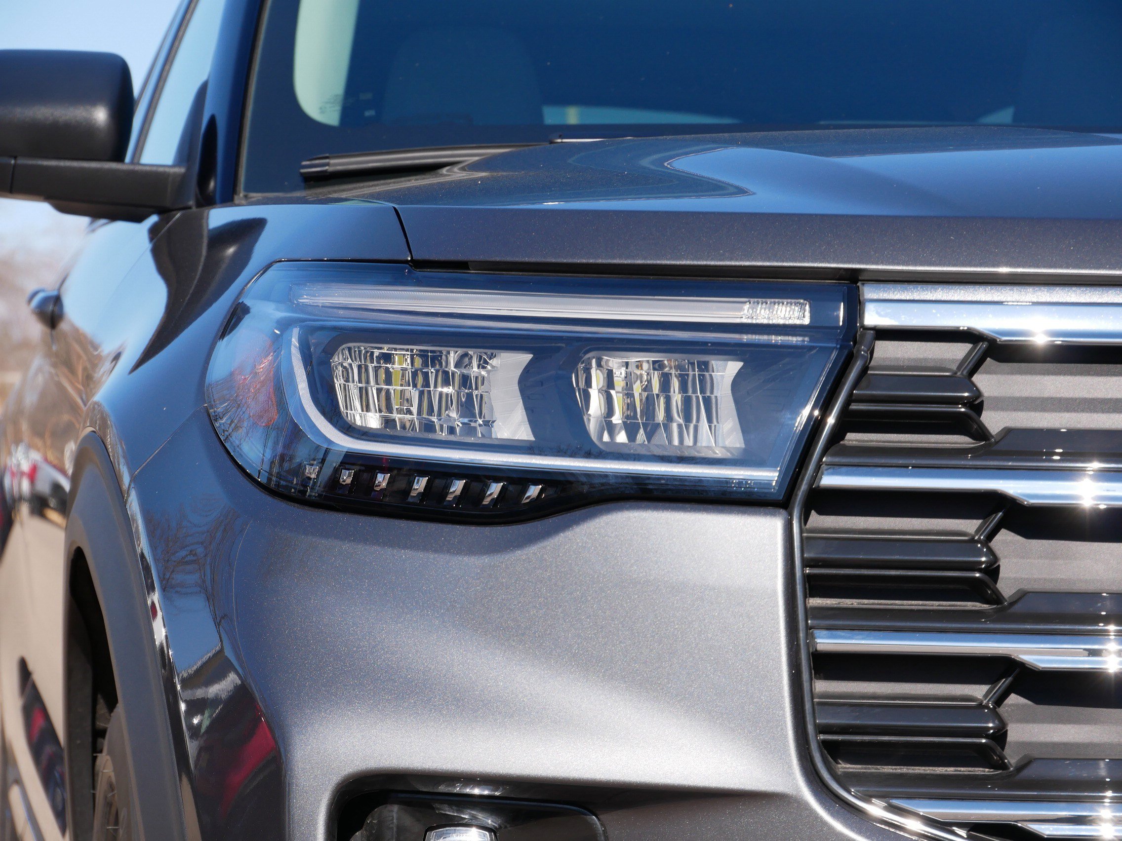 Used 2026 Ford Explorer Active w/ Active Comfort Package image 16