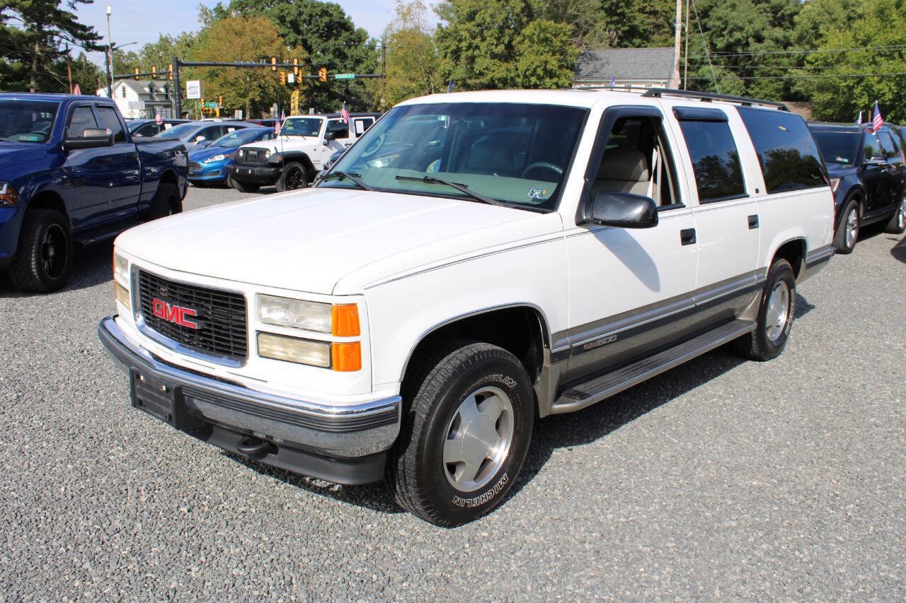 Used 1999 GMC Suburban 4WD w/ Marketing Opt Pkg 3 image 2