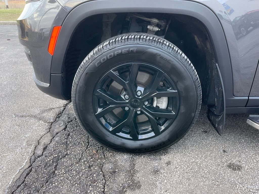 Used 2022 Jeep Grand Cherokee L Limited image 30