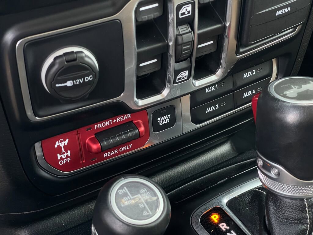 Used 2021 Jeep Wrangler Unlimited Rubicon 4xe w/ Steel Bumper Group AWD/4WD image 15