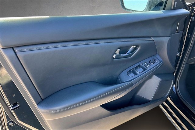 Used 2024 Nissan Sentra S image 13