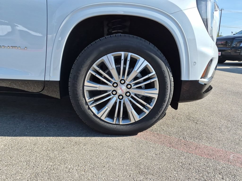 New 2027 GMC Acadia Denali w/ LPO, Floor Liner Package FWD image 14