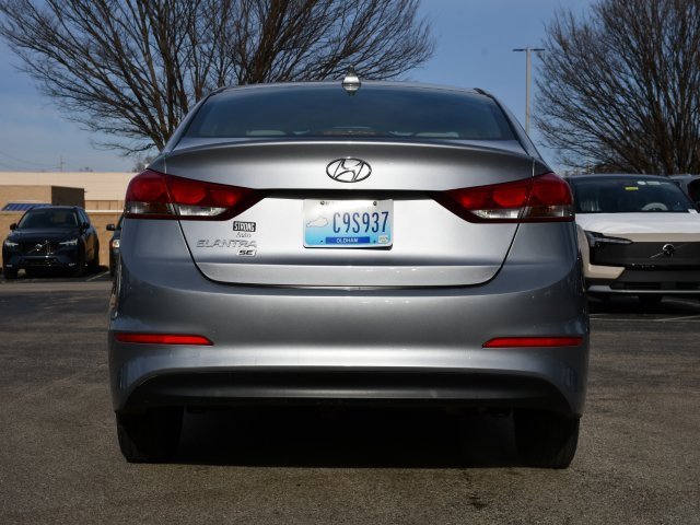 Used 2017 Hyundai Elantra SE w/ Cargo Package image 6
