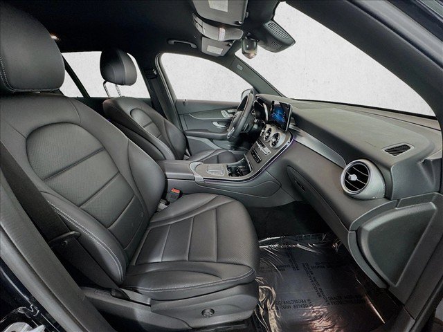Used 2022 Mercedes-Benz GLC 300 4MATIC image 26