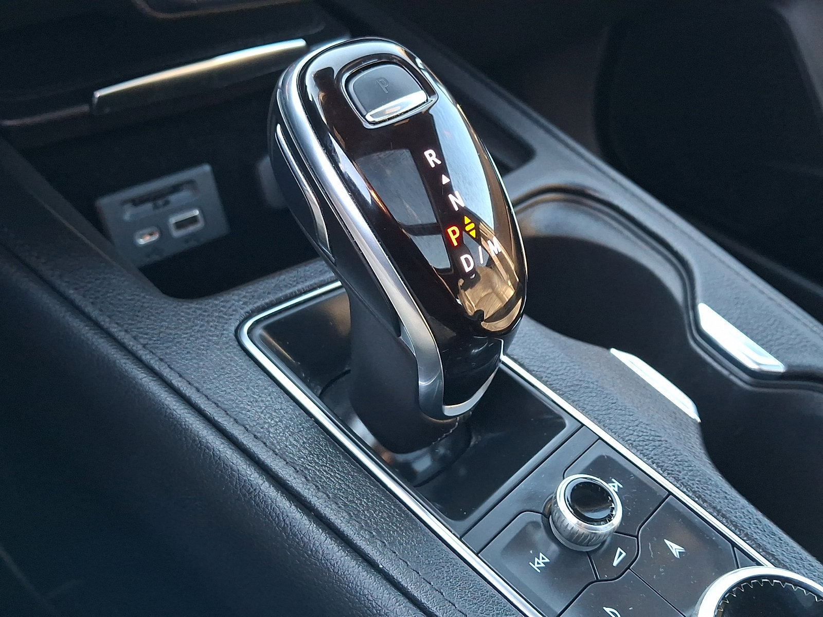 Used 2023 Cadillac XT4 Sport w/ Cold Weather Package image 16