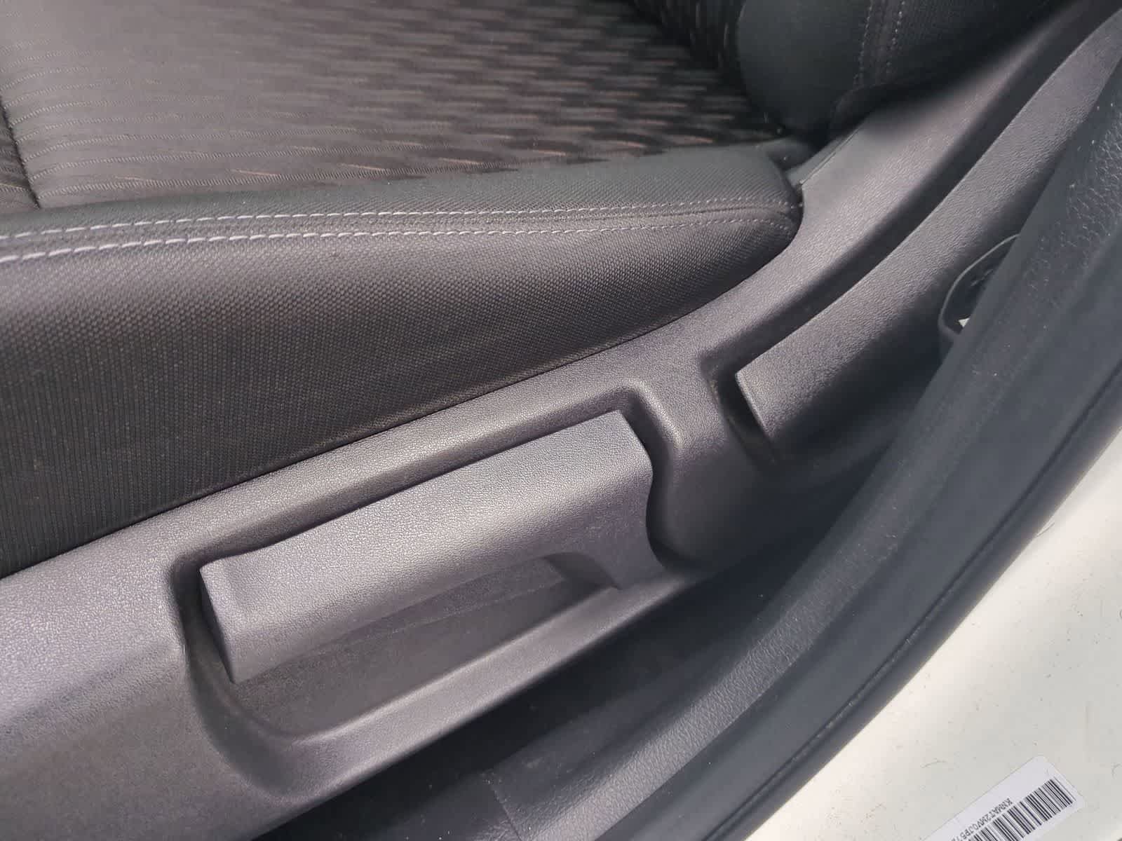 Used 2018 Nissan Rogue S AWD/4WD image 16