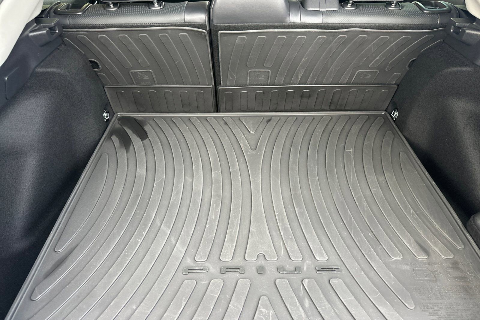 Used 2026 Toyota Prius XLE image 16