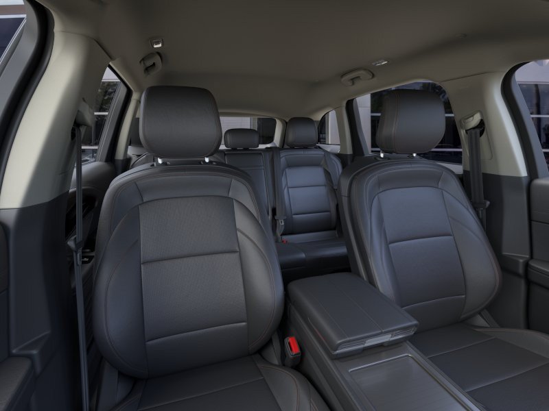 New 2026 Lincoln Nautilus Premier AWD/4WD image 10