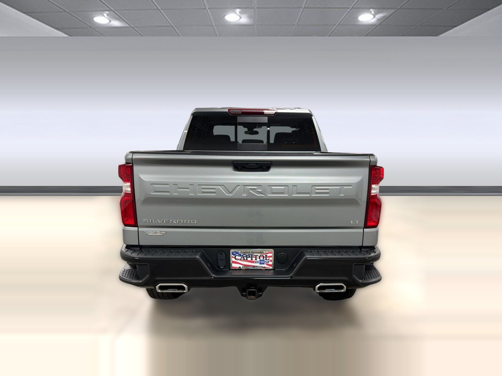 Used 2025 Chevrolet Silverado 1500 LT Trail Boss w/ Convenience Package II AWD/4WD image 9