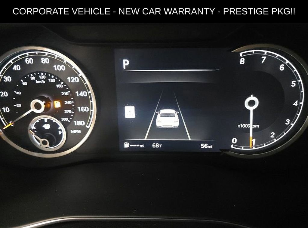 Used 2025 Genesis G70 2.5T image 5