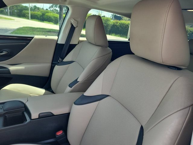 Used 2020 Lexus ES 350 w/ Premium Package FWD image 17