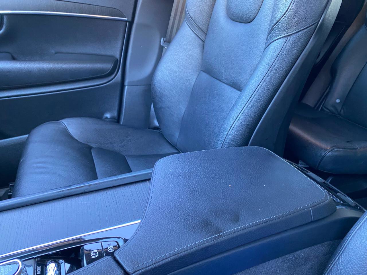 Used 2020 Volvo XC90 T6 Momentum image 58