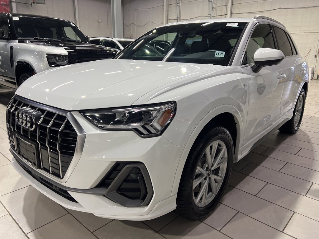 Used 2024 Audi Q3 2.0T Premium Plus w/ Premium Plus Package