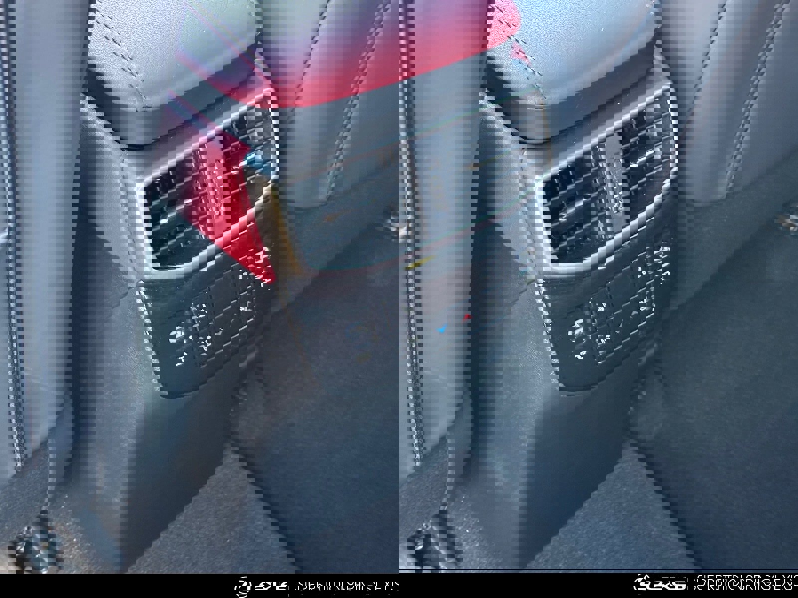 Certified 2024 Lexus RX 500h F Sport image 18