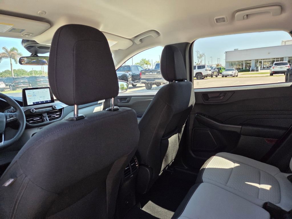 Used 2024 Ford Escape Active image 19