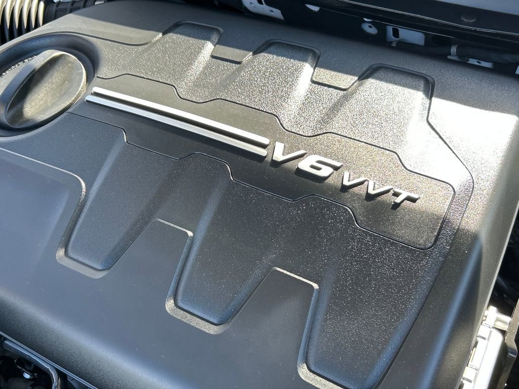 Used 2020 Jeep Cherokee Trailhawk w/ Technology Group image 23