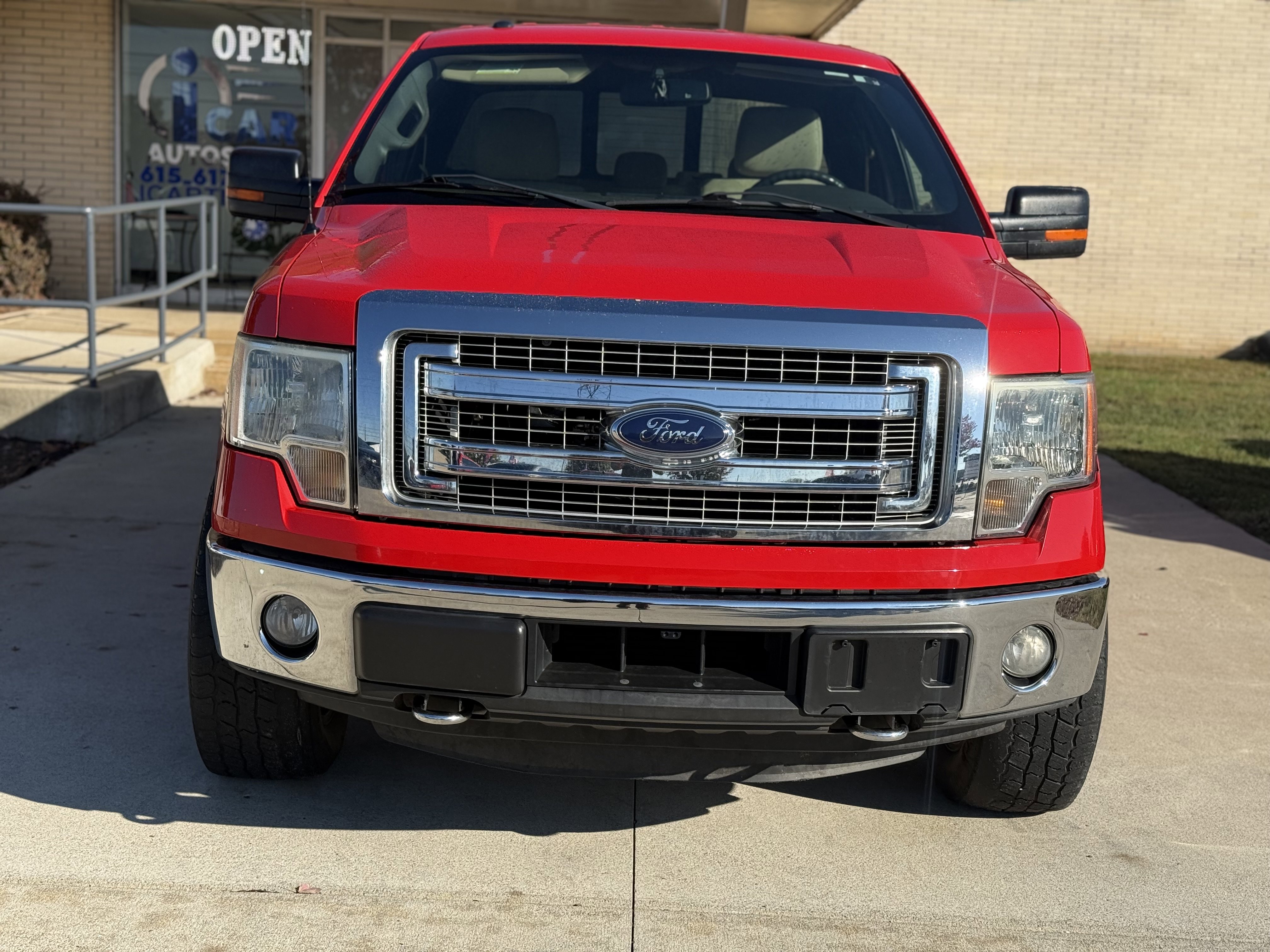 Used 2014 Ford F150 XLT w/ Equipment Group 302A Luxury image 2