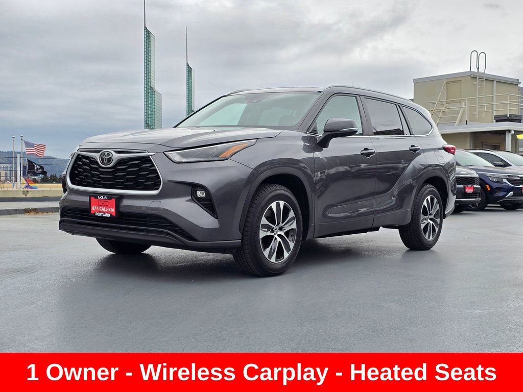 Used 2023 Toyota Highlander XLE FWD image 7