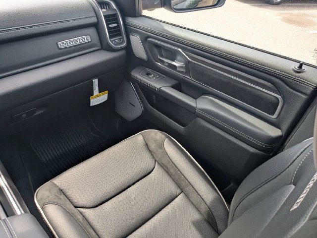 New 2027 RAM 1500 Laramie w/ Night Edition AWD/4WD image 18