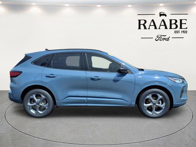 Used 2023 Ford Escape ST-Line image 8
