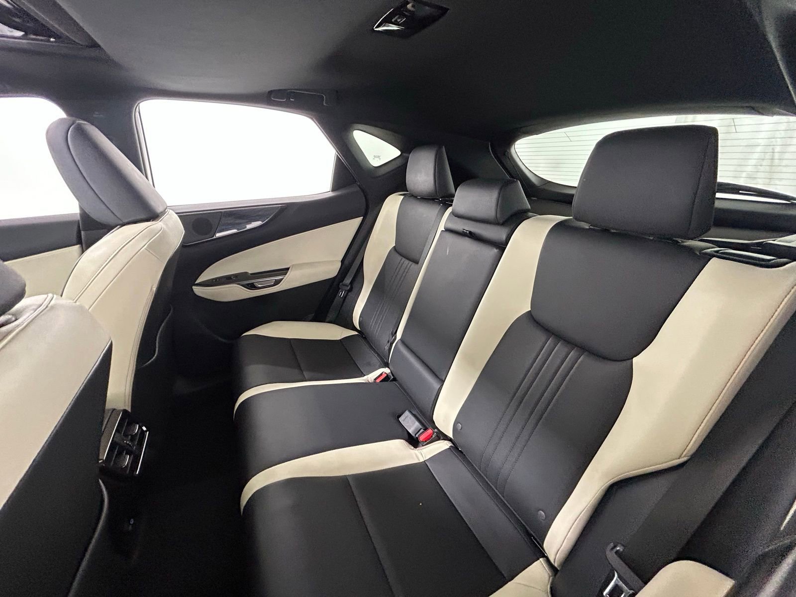 Used 2024 Lexus NX 250 FWD w/ Cold Area Package image 32