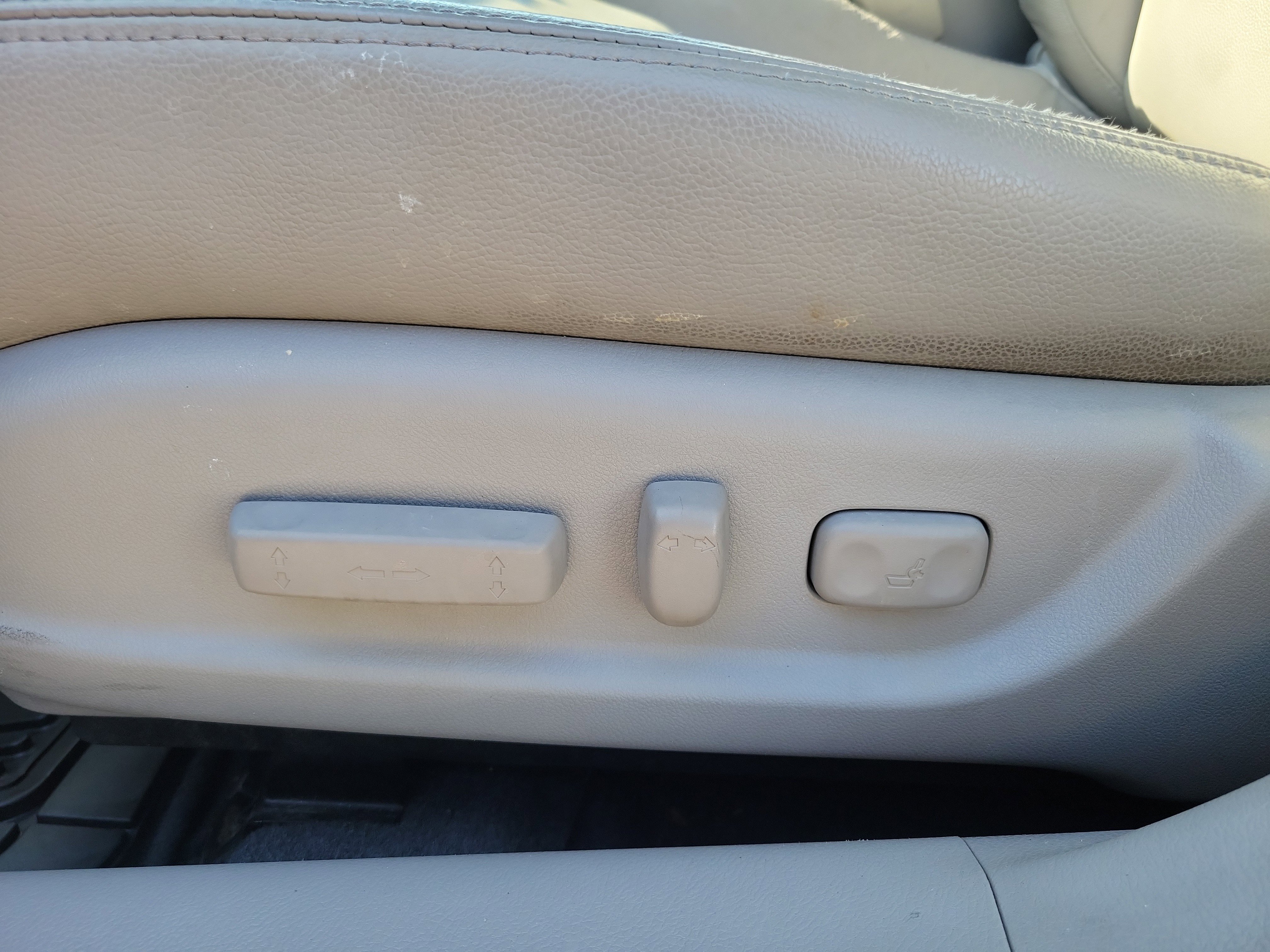 Used 2011 Honda Accord EX-L image 21