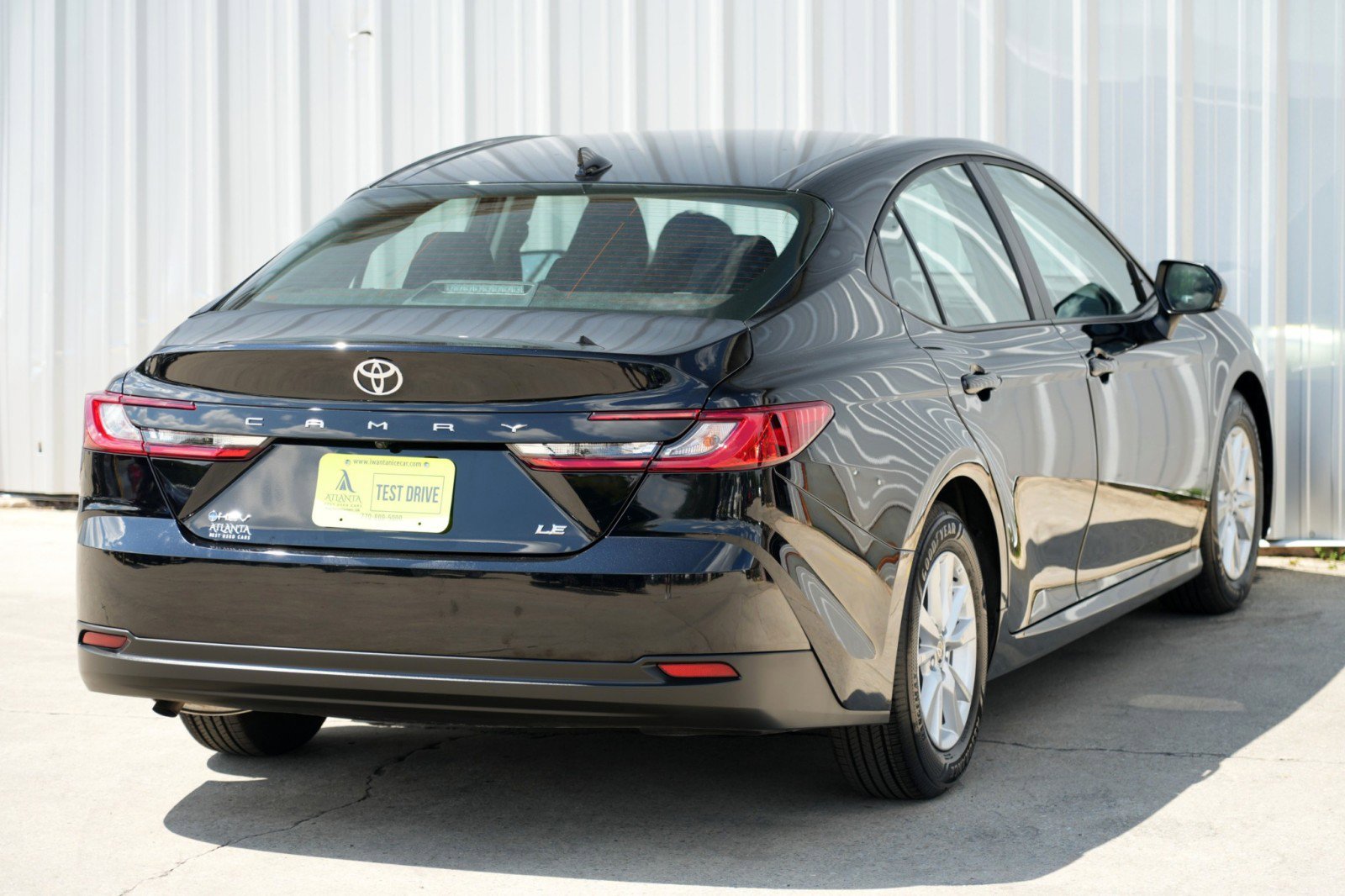 Used 2025 Toyota Camry LE w/ Convenience Package image 49
