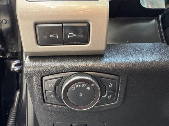Used 2019 Ford F350 Lariat image 29