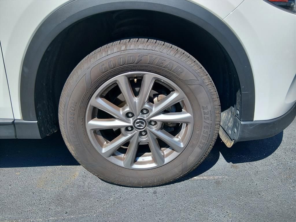 Used 2022 MAZDA CX-5 AWD 2.5 S w/ Preferred Package image 2