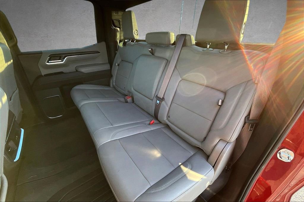 Used 2024 GMC Sierra 1500 SLT w/ SLT Premium Package image 29