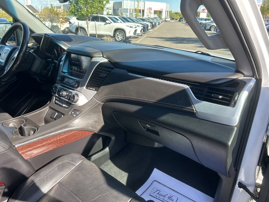 Used 2020 GMC Yukon XL SLT AWD/4WD image 14