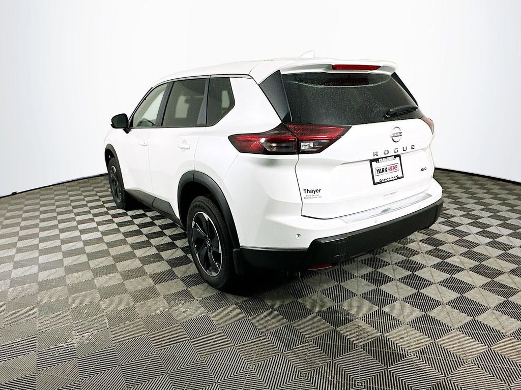 New 2026 Nissan Rogue SV image 7