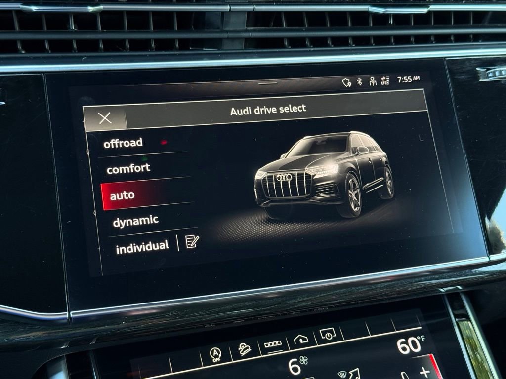 Used 2021 Audi Q7 2.0T Premium w/ Convenience Package AWD/4WD image 5