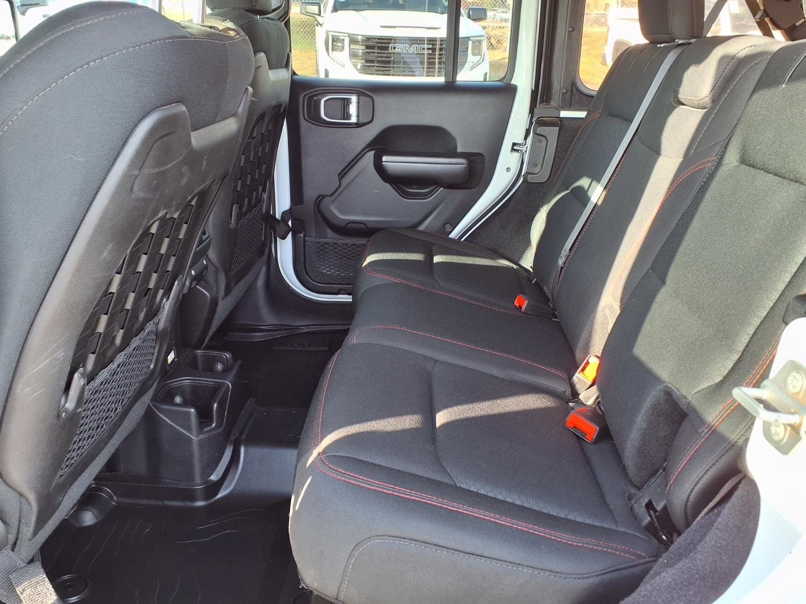 Used 2019 Jeep Wrangler Unlimited Rubicon image 18