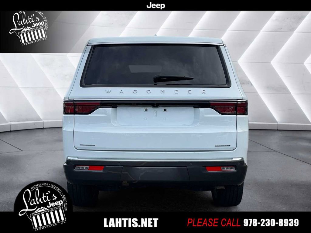 Used 2022 Jeep Wagoneer Series III w/ Premium Group I image 5