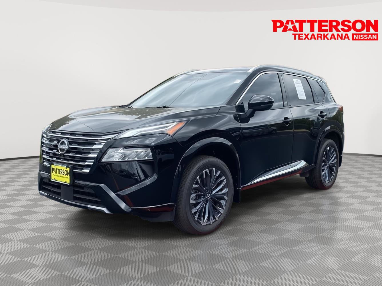 Used 2025 Nissan Rogue Platinum w/ Tech Package