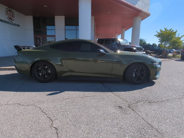 Used 2024 Ford Mustang GT RWD image 14