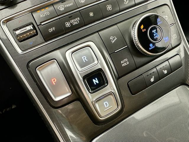 Used 2023 Hyundai Santa Fe SEL Premium image 16