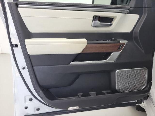 Used 2023 Toyota Sequoia Capstone RWD image 20