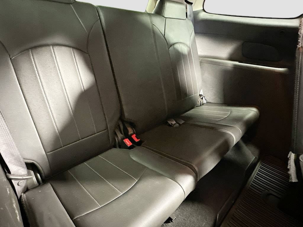 Used 2015 Buick Enclave Leather AWD/4WD image 31