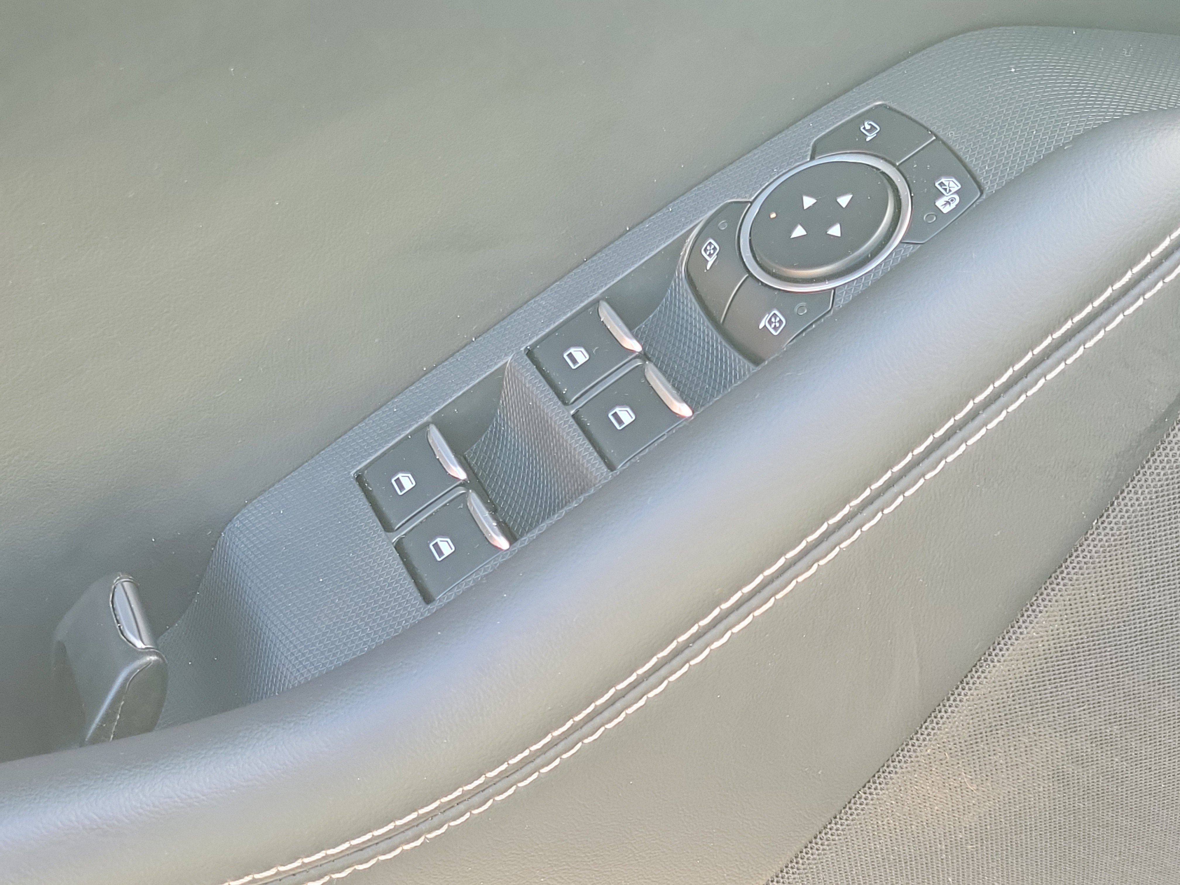 Used 2024 Ford Mustang Mach-E Select w/ Comfort Package Lite RWD image 23