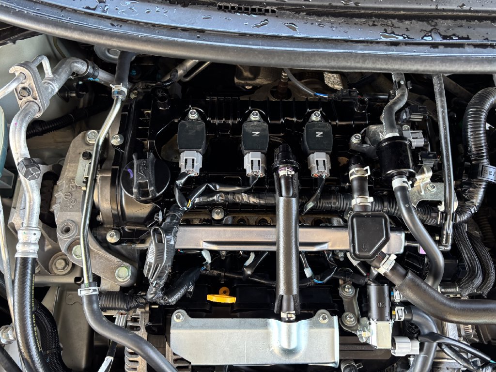 Used 2025 Nissan Versa SR w/ Trunk Package FWD image 26