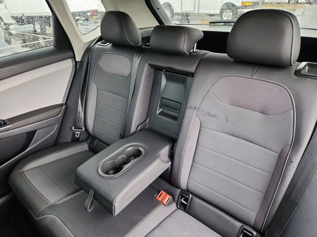 Used 2024 Volkswagen Taos SE image 26