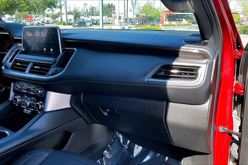 Used 2022 GMC Yukon SLE RWD image 17
